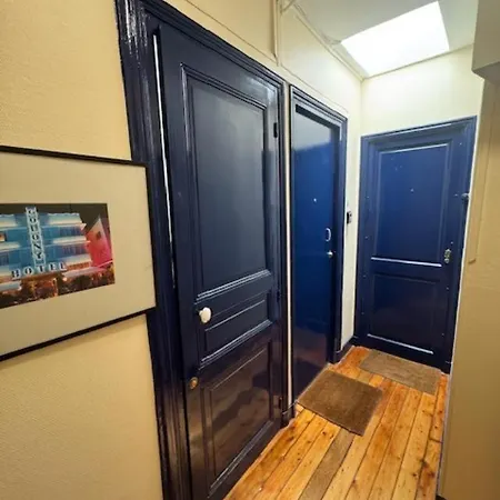 16 Apartament *